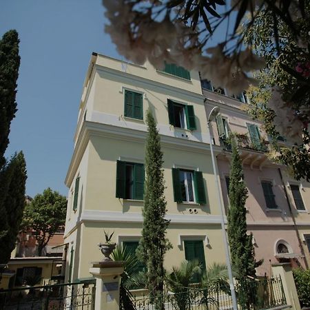 Bed and Breakfast Residenza Matilde Рим Экстерьер фото