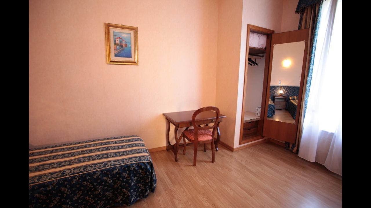 Bed and Breakfast Residenza Matilde Рим Экстерьер фото