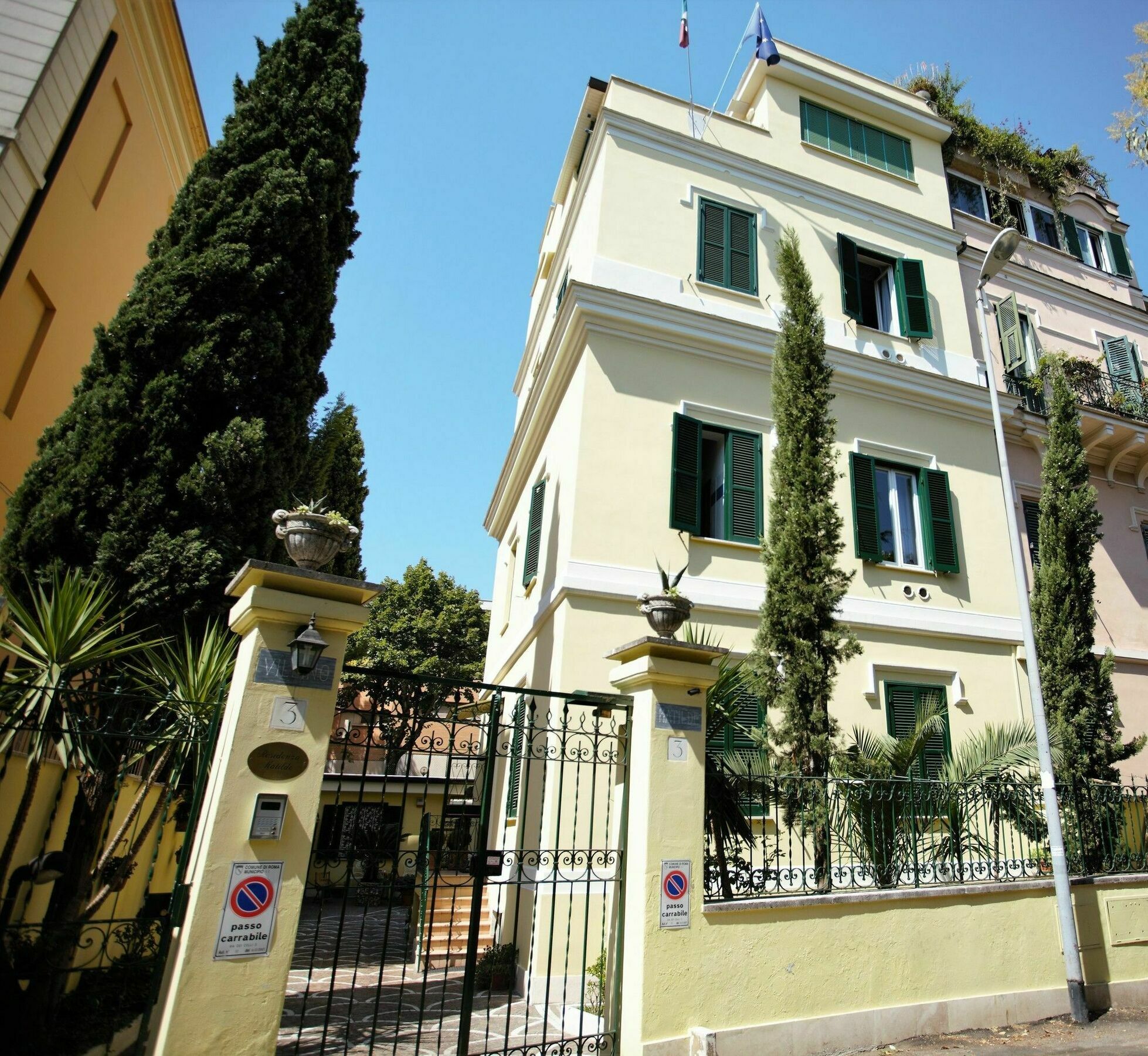 Bed and Breakfast Residenza Matilde Рим Экстерьер фото