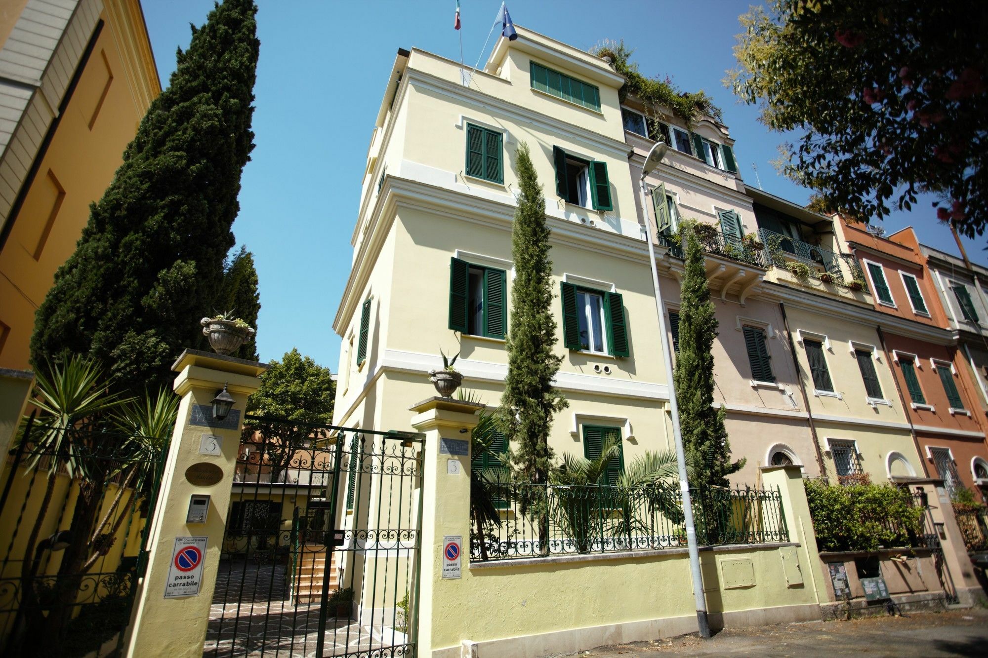 Bed and Breakfast Residenza Matilde Рим Экстерьер фото